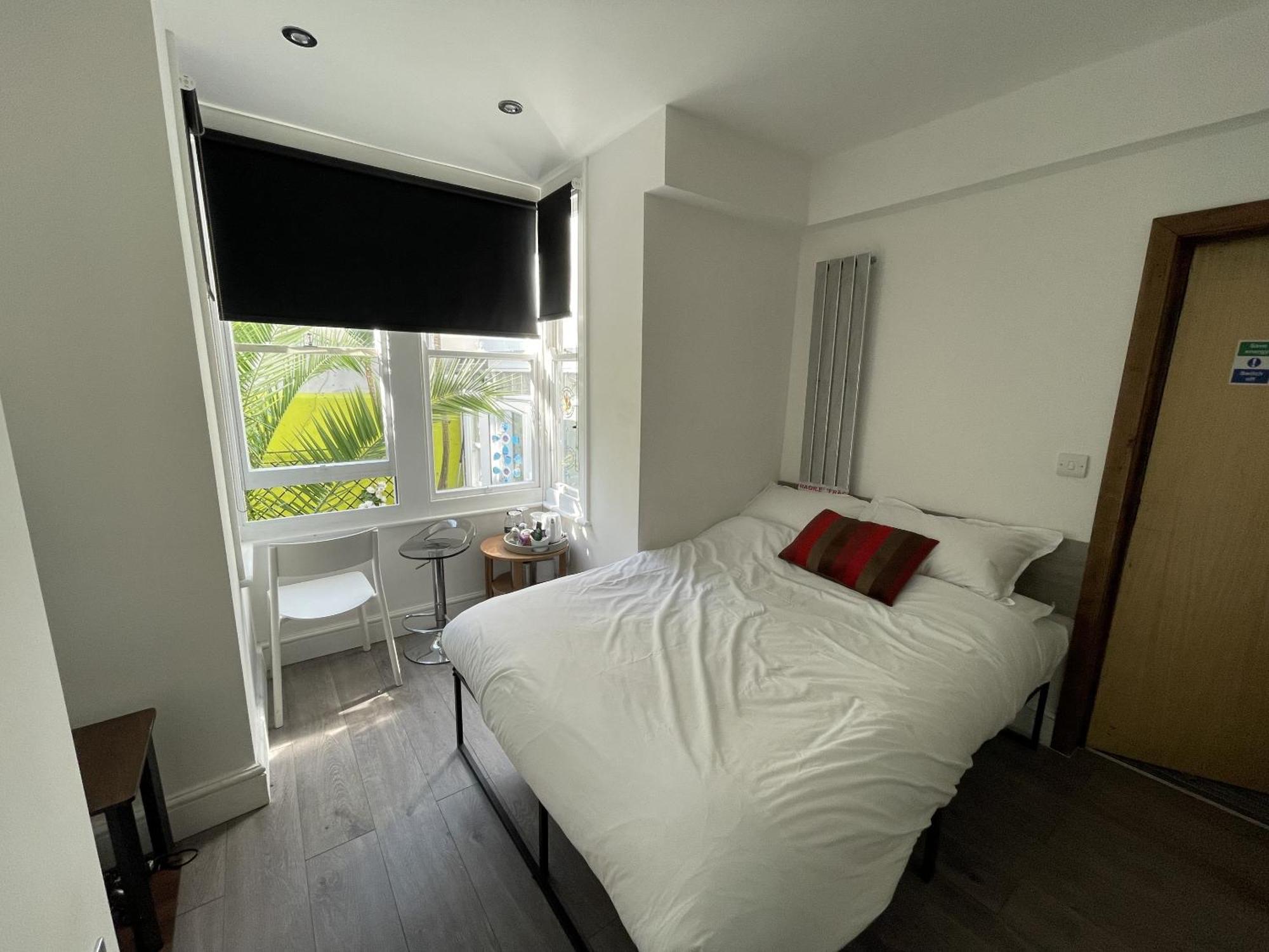 Guest And The City Brighton Ruang foto